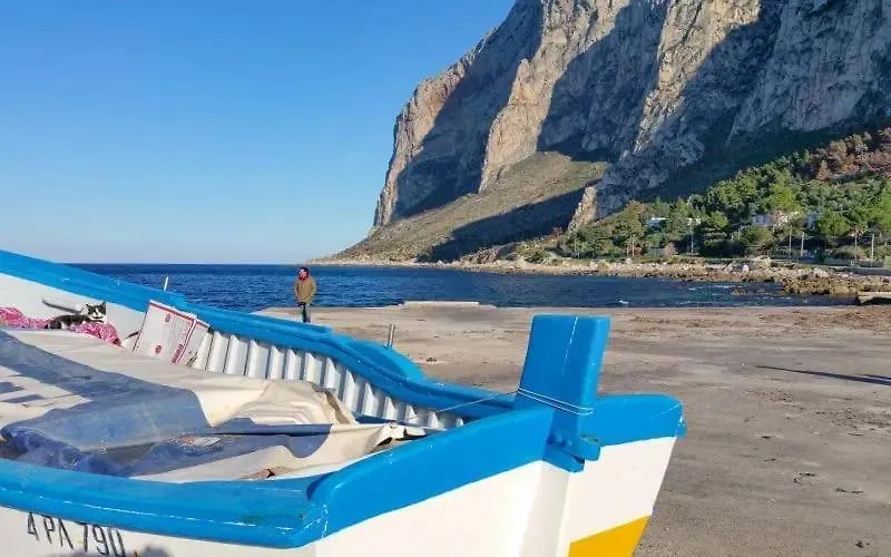 Casa Mandorlo A Mondello Apartment Italy